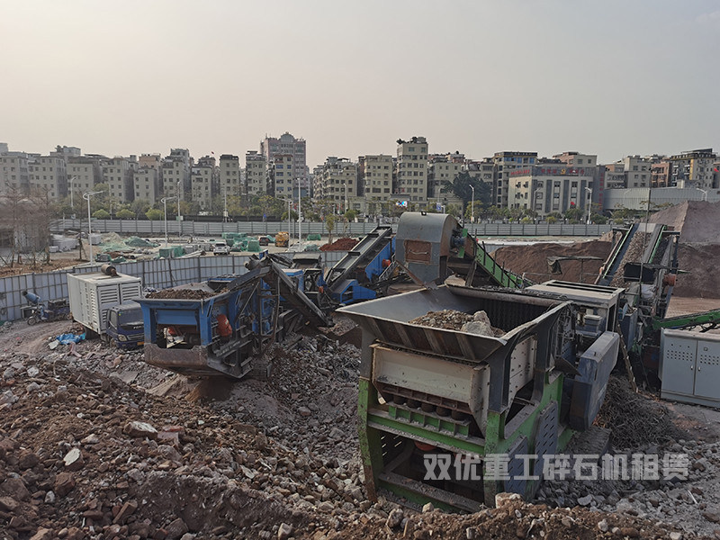 江苏泰州移动破碎机多少钱 建筑垃圾粉碎机价格